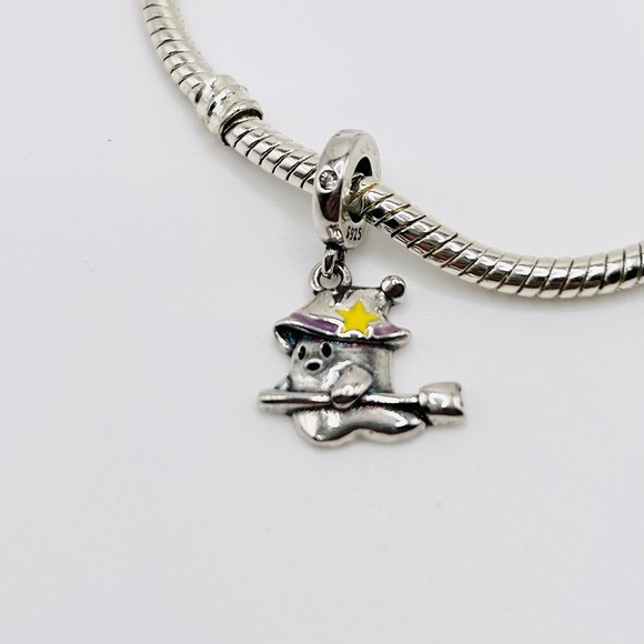 Boo Pendant Charm - Picture 2 of 4